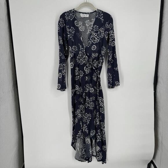 Faithfull the Brand dress 2 navy blue wrap festival lightweight summer wedding - Picture 2 of 6